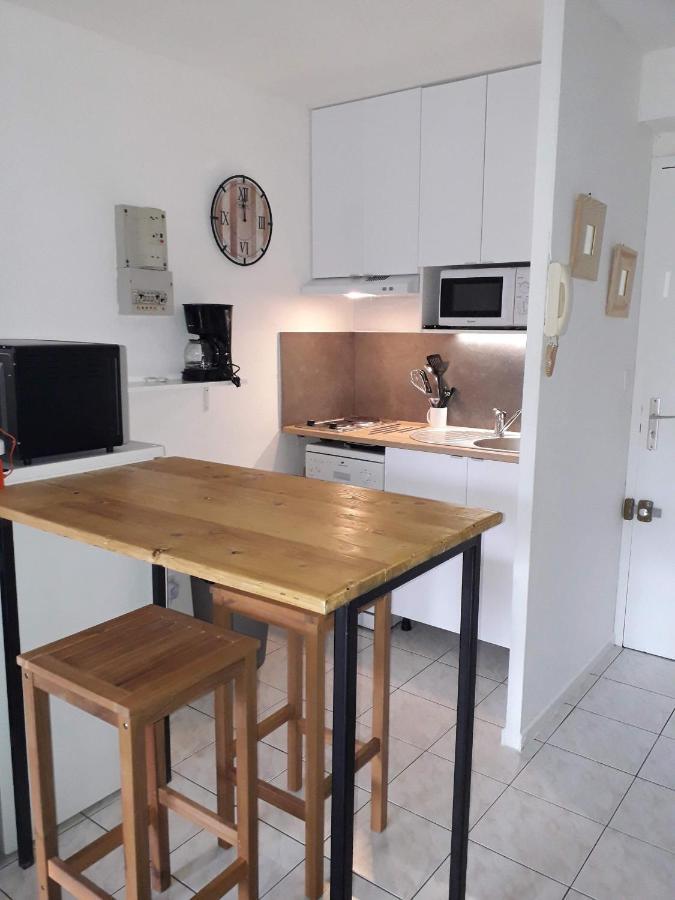 Le Venizio - Classe 2 Etoiles - T2 Climatise, Avec Terrasse, Parking, Pret De Velos, 10 Minutes A Pied Gare Et Centre Ville Сет Екстериор снимка